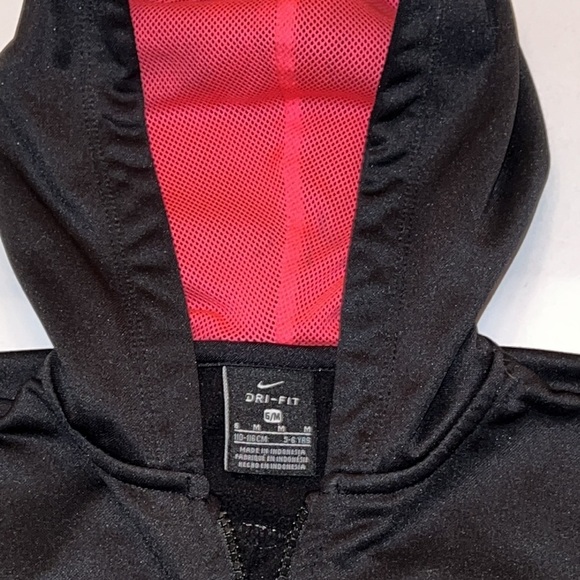 Nike Girls Dri Fit Zipper Hoodie Jacket Black with Pink Size 6/M - Picture 2 of 9